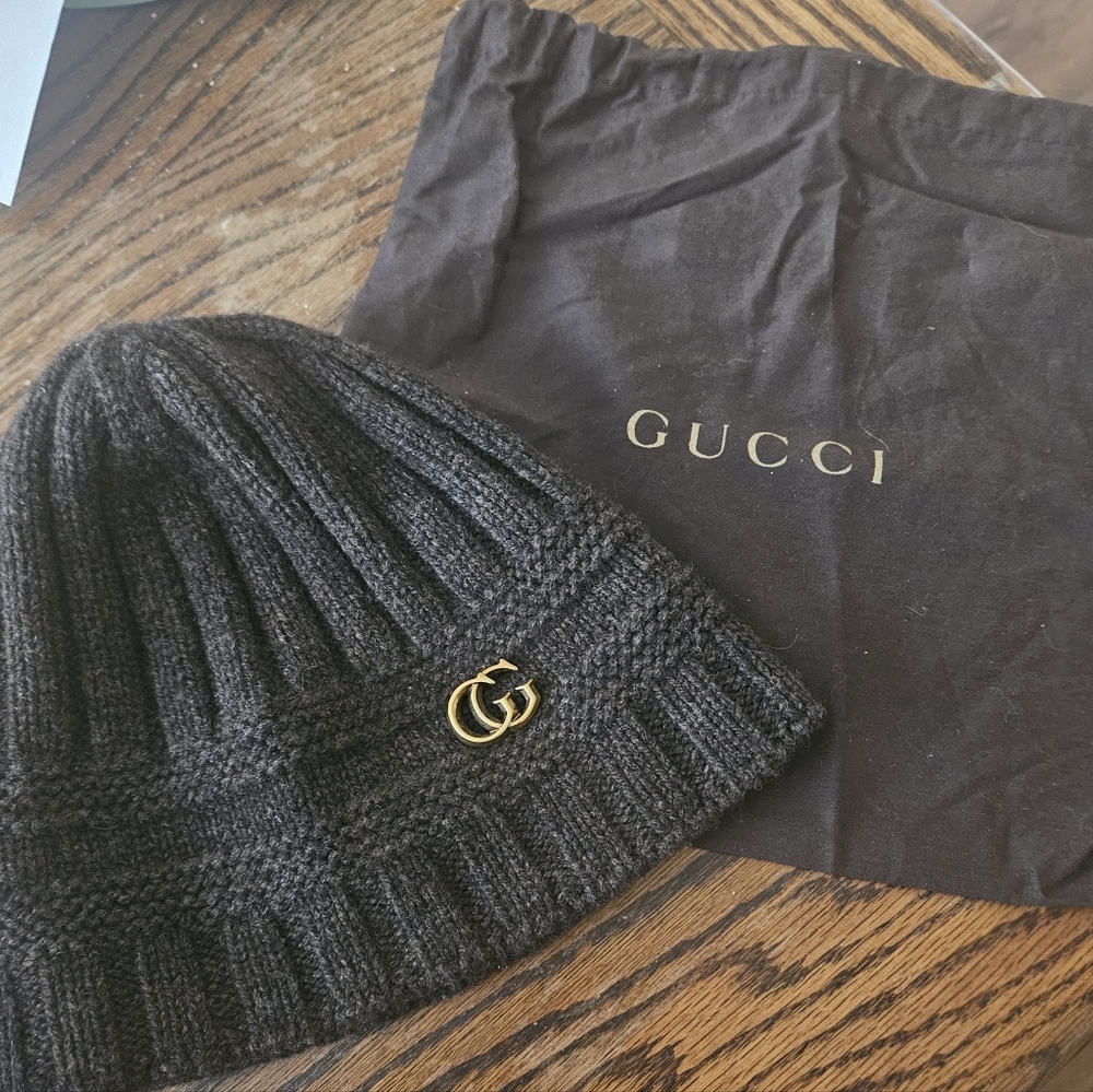 Authentic Gucci Brown Wool Beanie with Logo/NWOT